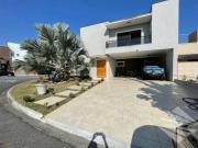 Sobrado com 3 dormitórios à venda, 224 m² Campos do...