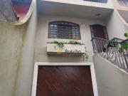 Sobrado com 3 dormitórios à venda, 225 m² por R$...