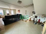 Sobrado com 3 dormitórios à venda, 226 m² por R$...