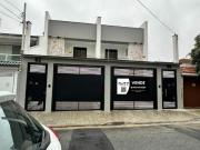 Sobrado com 3 dormitórios à venda, 230 m² Vila Bastos...