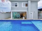 Sobrado com 3 dormitórios à venda, 237 m² por R$...