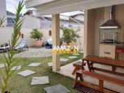 Sobrado com 3 dormitórios à venda, 239 m² por R$...