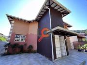Sobrado com 3 dormitórios à venda, 240 m² por R$...