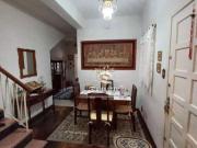 Sobrado com 3 dormitórios à venda, 240 m² por R$...