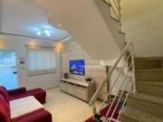 Sobrado com 3 dormitórios à venda, 240 m² por R$...