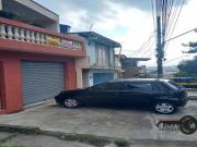 Sobrado com 3 dormitórios à venda, 242 m² por R$...