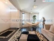 Sobrado com 3 dormitórios à venda, 242m² Vila Brasílio...