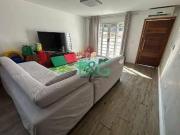 Sobrado com 3 dormitórios à venda, 243 m² por R$...