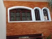 Sobrado com 3 dormitórios à venda, 247 m² por R$...