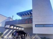 Sobrado com 3 dormitórios à venda, 249 m² por R$...