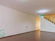 Sobrado com 3 dormitórios à venda, 250 m² por R$...