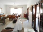 Sobrado com 3 dormitórios à venda, 250 m² por R$...