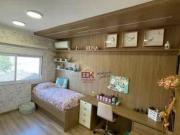 Sobrado com 3 dormitórios à venda, 250 m² por R$...