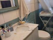 Sobrado com 3 dormitórios à venda, 250 m² por R$...