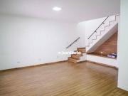 Sobrado com 3 dormitórios à venda, 251 m² por R$...