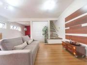 Sobrado com 3 dormitórios à venda, 255 m² por R$...