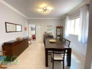 Sobrado com 3 dormitórios à venda, 256 m² por R$...