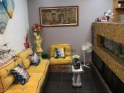 Sobrado com 3 dormitórios à venda, 256 m² por R$...