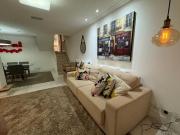 Sobrado com 3 dormitórios à venda, 257 m² por R$...