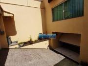 Sobrado com 3 dormitórios à venda, 260 m² por R$...