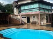 Sobrado com 3 dormitórios à venda, 260 m² por R$...