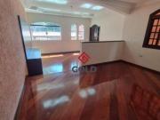 Sobrado com 3 dormitórios à venda, 262 m² por R$...