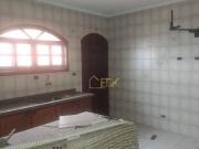 Sobrado com 3 dormitórios à venda, 270 m² por R$ 424.000...