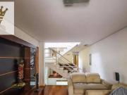 Sobrado com 3 dormitórios à venda, 270 m² por R$...