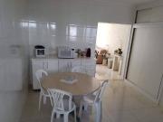Sobrado com 3 dormitórios à venda, 272 m² por R$...