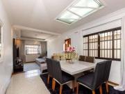 Sobrado com 3 dormitórios à venda, 272 m² por R$...