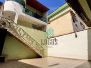 Sobrado com 3 dormitórios à venda, 281 m² por R$...