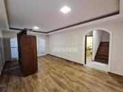 Sobrado com 3 dormitórios à venda, 289 m² por R$...