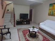 Sobrado com 3 dormitórios à venda, 294 m² por R$...