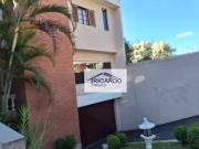 Sobrado com 3 dormitórios à venda, 299 m² de a/c,...