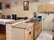 Sobrado com 3 dormitórios à venda, 299 m² por R$...