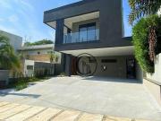 Sobrado com 3 dormitórios à venda, 300 m² por R$...