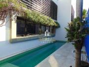 Sobrado com 3 dormitórios à venda, 300 m² por R$...