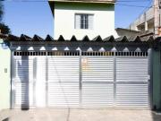 Sobrado com 3 dormitórios à venda, 300 m² por R$ 800.000...