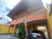 Sobrado com 3 dormitórios à venda, 300 m² por R$...