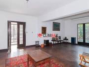 Sobrado com 3 dormitórios à venda, 301 m² por R$...