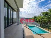 Sobrado com 3 dormitórios à venda, 303 m² por R$...