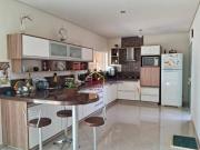 Sobrado com 3 dormitórios à venda, 313 m² por R$...