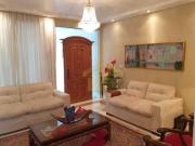 Sobrado com 3 dormitórios à venda, 320 m² por R$...