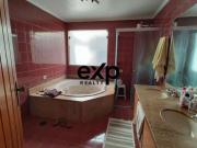 Sobrado com 3 dormitórios à venda, 326 m² por R$...