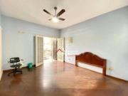 Sobrado com 3 dormitórios à venda, 330 m² por R$...