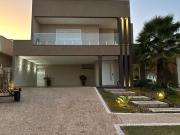 Sobrado com 3 dormitórios à venda, 338 m² por R$...