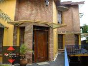 Sobrado com 3 dormitórios à venda, 340 m² por R$...