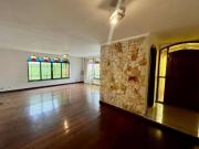 Sobrado com 3 dormitórios à venda, 347 m² por R$...