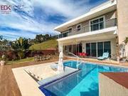 Sobrado com 3 dormitórios à venda, 350 m² por R$...