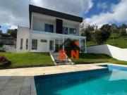 Sobrado com 3 dormitórios à venda, 350 m² por R$...